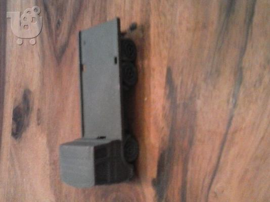 PoulaTo: 1/100 MAJORETTE SAVIEM TRUCK