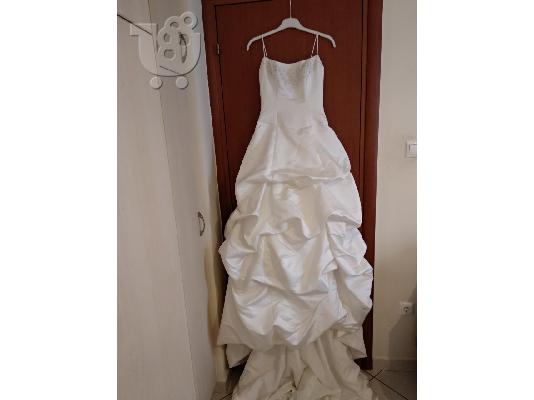 PoulaTo: Νυφικό Costume By Demetrios