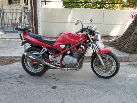 PoulaTo: SUZUKI GSF 400 Bandit '94