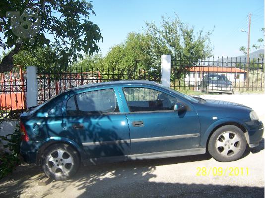PoulaTo: OPEL ASTRA '01