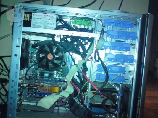 Πωλείται Desktop PC + Οθόνη