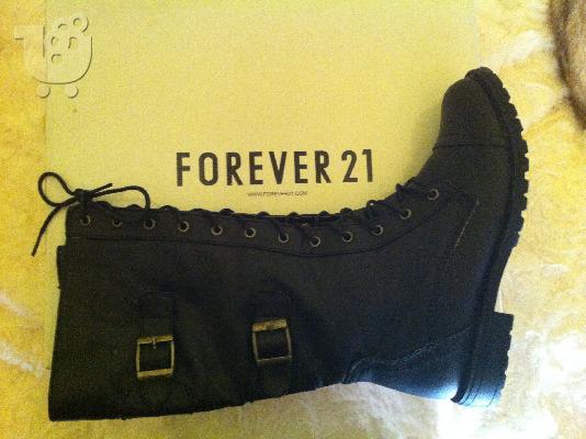 Forever21 Beautiful Boots (military style) in black