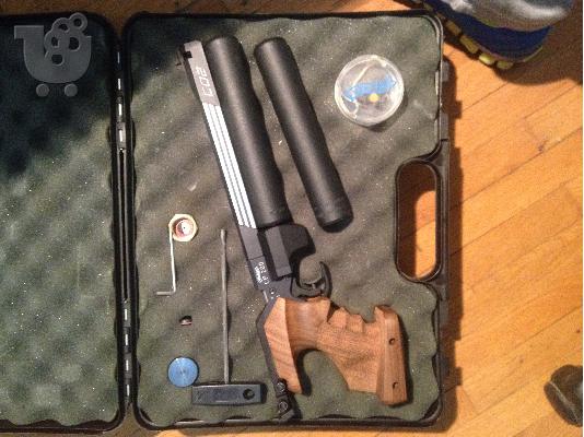 PoulaTo: AEROBOLO WALTHER CP200 I.S.S.F