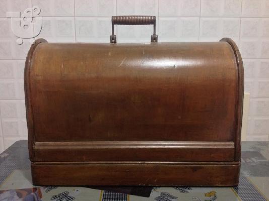Ραπτομηχανη SINGER vintage