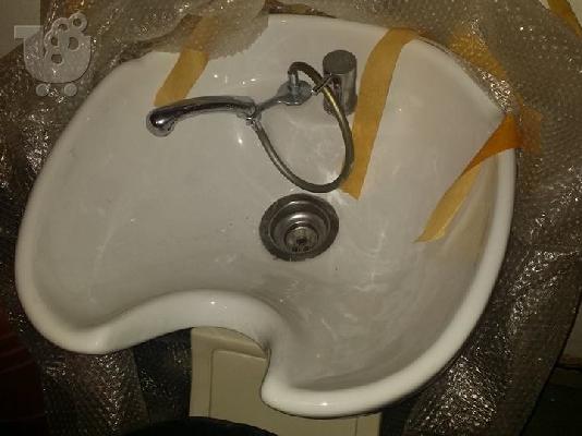 Πλήρης εξοπλισμός κομμωτηρίου