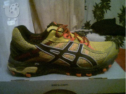 PoulaTo: Asics Trabuco 14