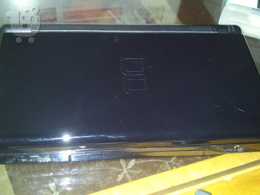 Nintendo DS lite