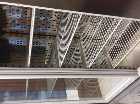 Πωλείται  ψυγείο αρτοζαχαροπλαστικης άριστη κατάσταση...
