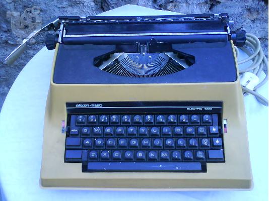 ΣΥΛΛΕΚΤΙΚΗ ΓΡΑΦΟΜΗΧΑΝΗ SILVER-REED model SP-8500 ΗΛΕΛΤΡΙΚΗ ΜΕ ΑΓΓΛΙΚΗ ΓΡΑΦΗ...