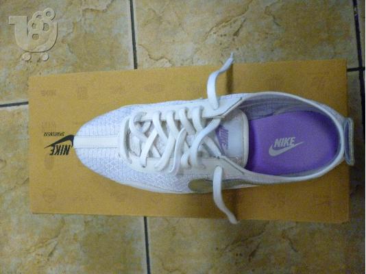 Γυναικεία αθλητικά Nike