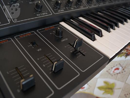 Συλλεκτικό Yamaha CS-15, λειτουργεί αψογα