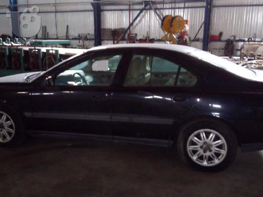 PoulaTo: VOLVO S60 '06