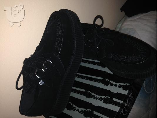 Πωλούνται T.U.K. viva mondo creepers