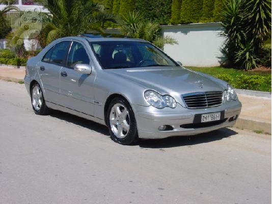 PoulaTo: Mercedes C 200 '01