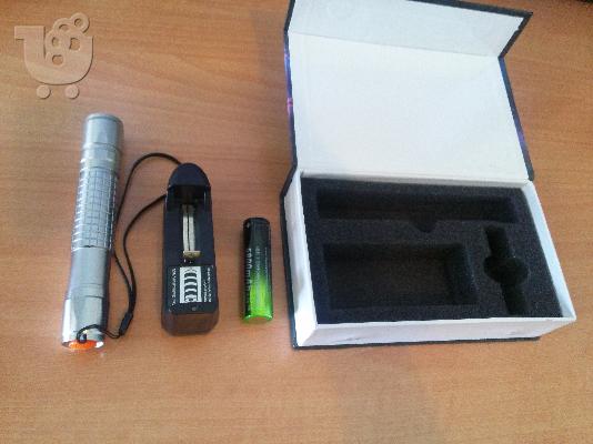 PoulaTo: Ισχυρο πρασινο laser