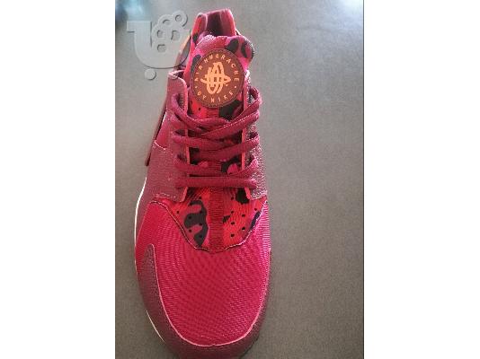 PoulaTo: NIKE AIR HUARACHE