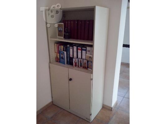ΠΩΛΕΙΤΑΙ  ΓΡΑΦΕΙΟ ΜΕ  ΤΡΙΑ  ΚΑΘΙΣΜΑΤΑ ΚΑΙ  ΔΥΟ  ΝΤΟΥΛΑΠΙΑ...