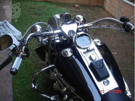 HARLEY DAVIDSON FLHR Road King 
