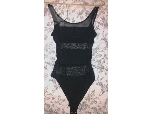 ΚΟΡΜΑΚΙ BERSHKA ΜΕ ΔΙΑΦΑΝΕΙΑ ΚΑΙ ΣΧΕΔΙΟ ΡΙΓΕ SIZE SMALL