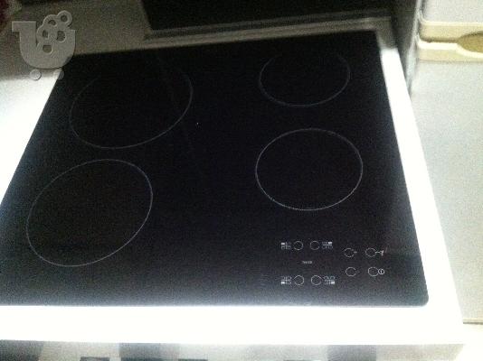 Πωλείται κουζίνα εντοιχισμένη με κεραμικές εστίες κ απορροφητήρας...