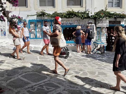 Πωλείται επιχείρηση στην Πάρο