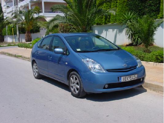 PoulaTo: Toyota Prius '05