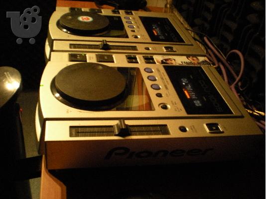 PoulaTo: Pioneer CDJ 100 S