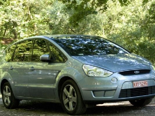PoulaTo: FORD S-MAX '12