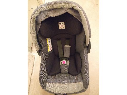 Peg Perego Καθισματάκι Αυτοκινήτου Primo Viaggio SL 0-13 kg σε άριστη κατάσταση....