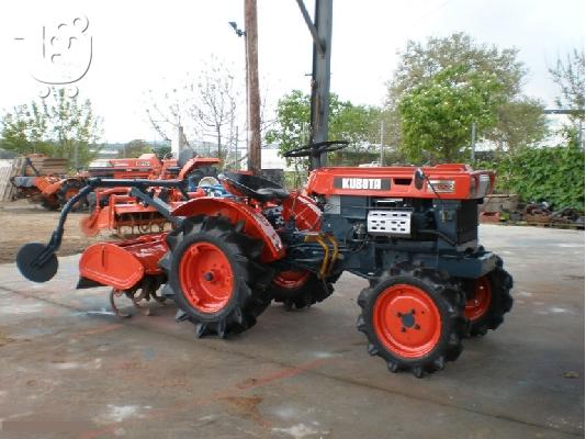 PoulaTo: Τρακτέρ Kubota B-6000