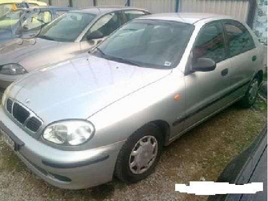 PoulaTo: DAEWOO LANOS '01