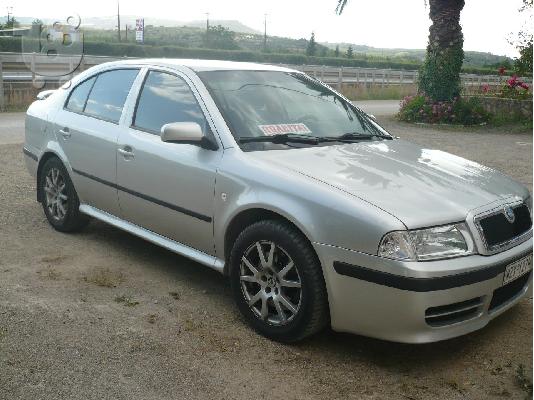 PoulaTo: SKODA OCTAVIA 5 '04