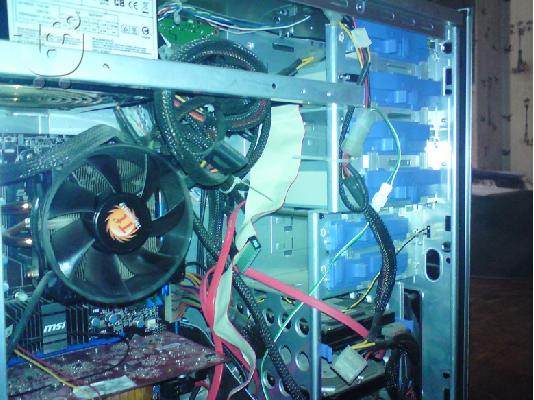 PoulaTo: Πωλείται Desktop PC + Οθόνη