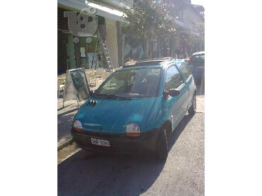 PoulaTo: RENAULT TWINGO '05