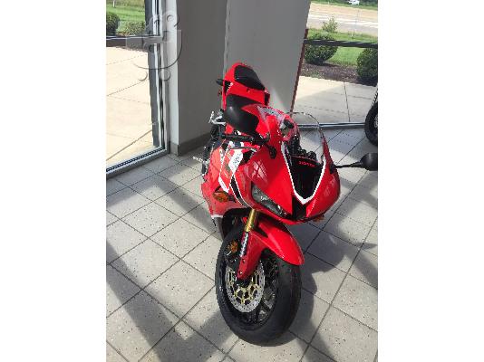 HONDA CBR 600 RR 