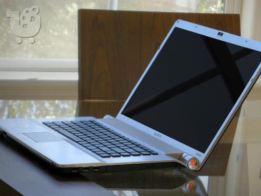 PoulaTo: Laptop Sony  Vaio Vgn-Fw31m.Μαζί με τσάντα & SSD.