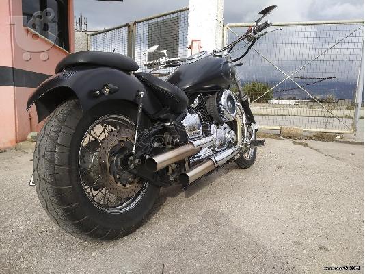 YAMAHA XVS 1100 Drag Star Classic 