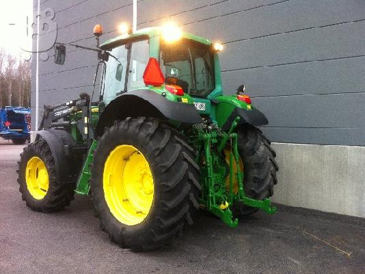 2004 John Deere 6820