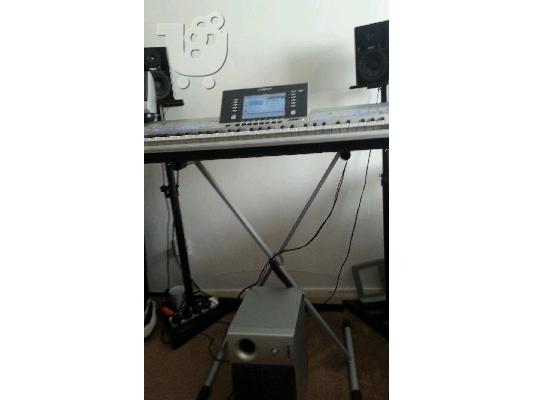 Yamaha performance keyboard Tyros 5, 76 key ER Music Special Bundle, Hard case, Stand, Ben...