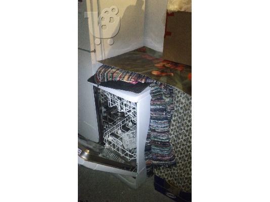 PoulaTo: Πλυντήριο πιάτων INDESIT 45cm