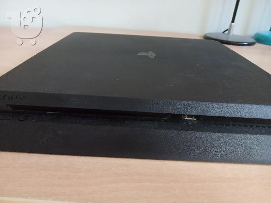 PlayStation 4 slim