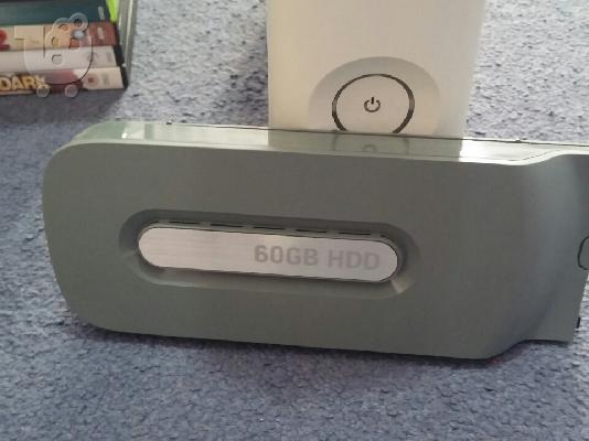 Xbox 360-60GB- 2controllers-44games