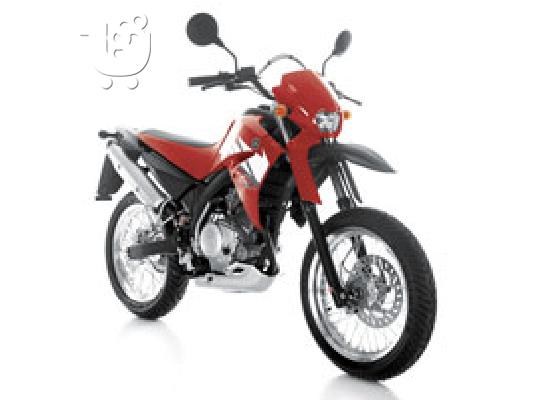 PoulaTo: YAMAHA XT 125 R '04