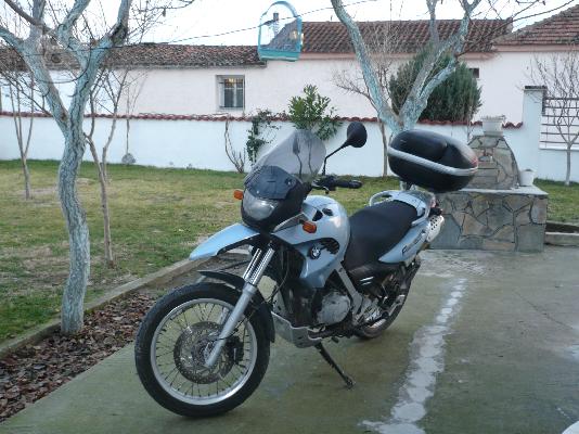 PoulaTo: BMW F 650 GS '00