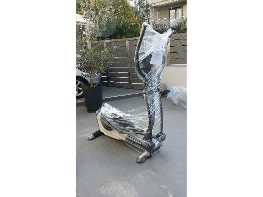 YORK PERFORM 220 CROSS TRAINER