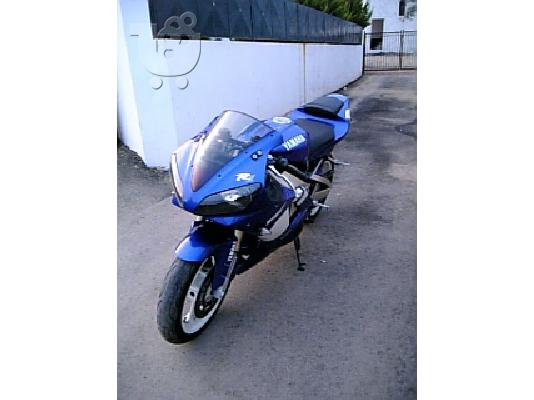 YAMAHA YZF-R1 