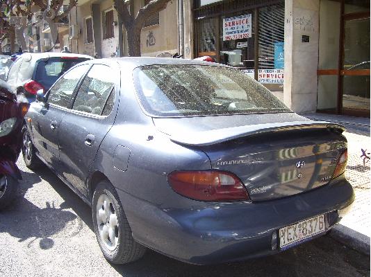 PoulaTo: HYUNDAI LANTRA '97
