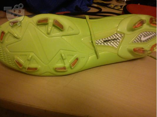Papoutsia Nike Mercurial