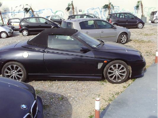 PoulaTo: ALFA ROMEO SPIDER '00