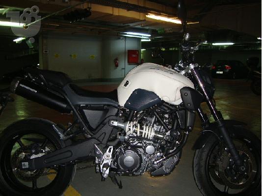 YAMAHA MT-03 